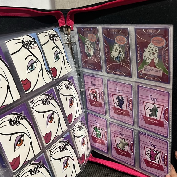 Bratz binder with cards #2 - Picture 9 of 11